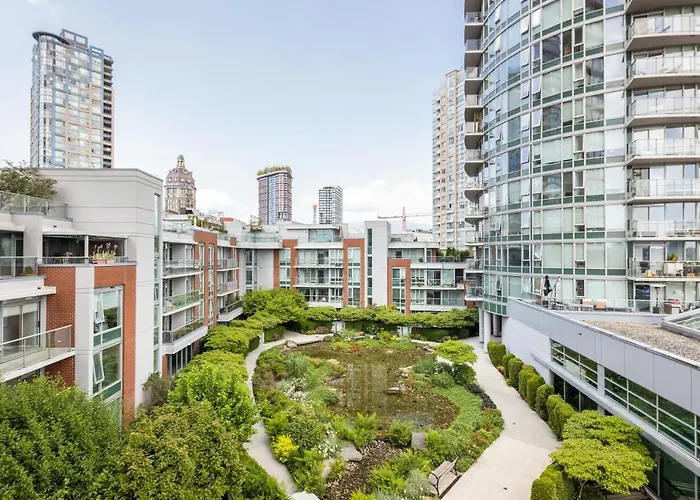 Gardenview Modern Condo With Parking, Gym, Pool, Ac
